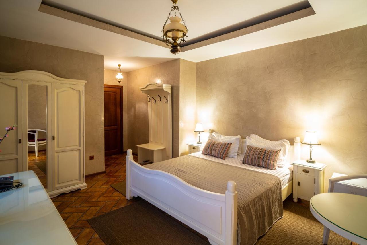 Hotel Europa Târgu Jiu 외부 사진